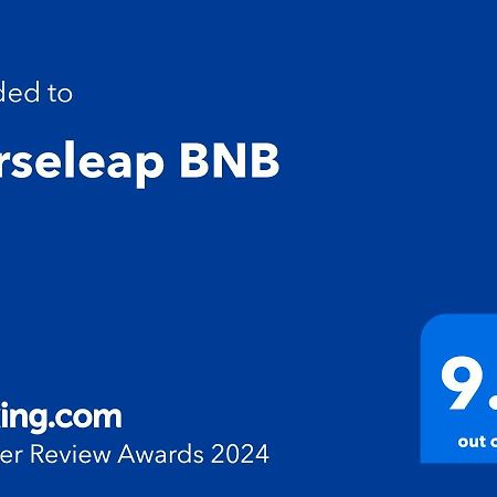 Horseleap Bnb 莫特 外观 照片